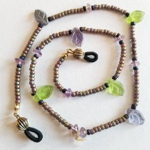 Eyeglasses holder necklace leaves leaf beaded green purple bronze tan glass